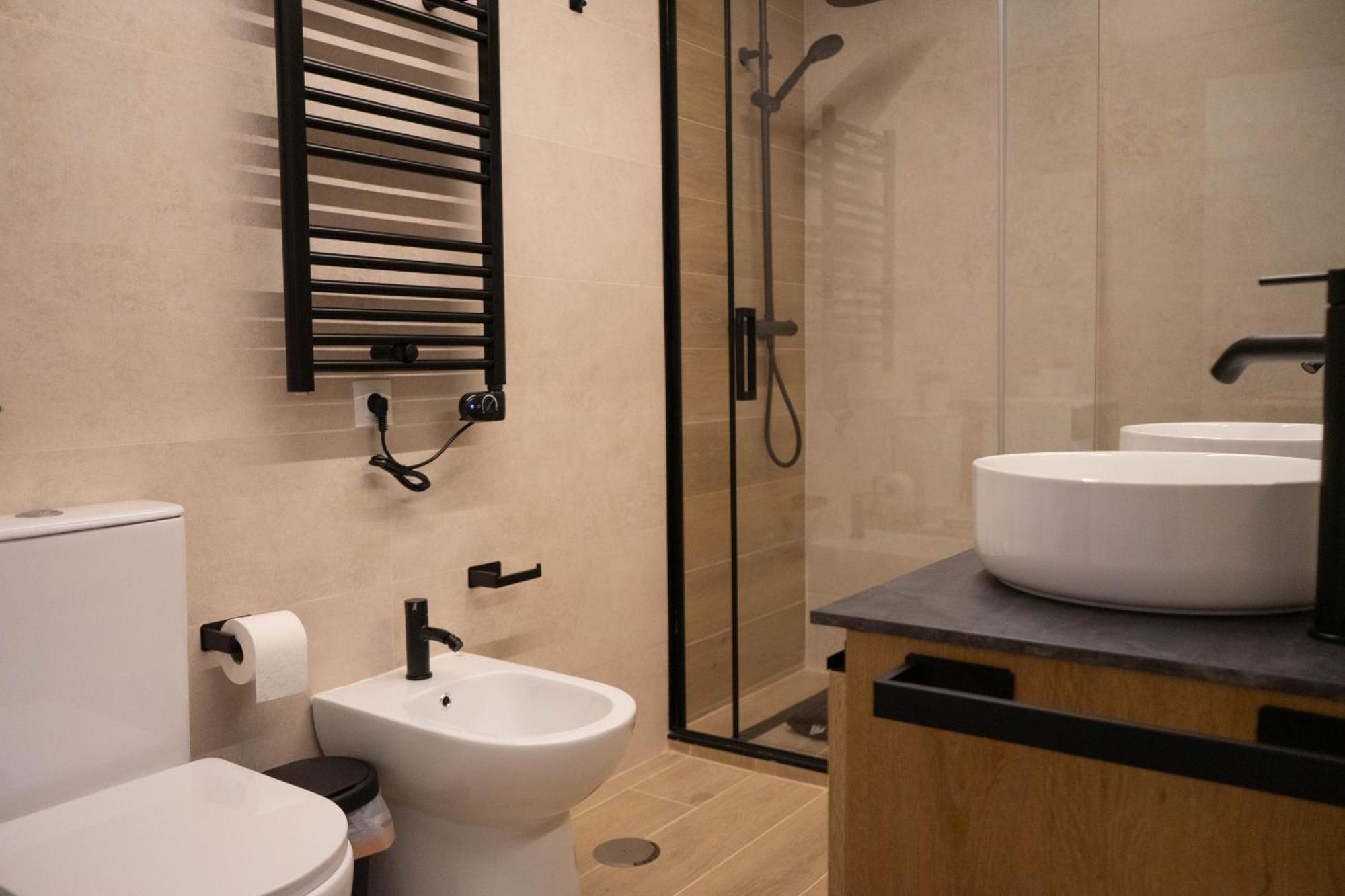 5 Casas Independientes En Costa Del Sol *